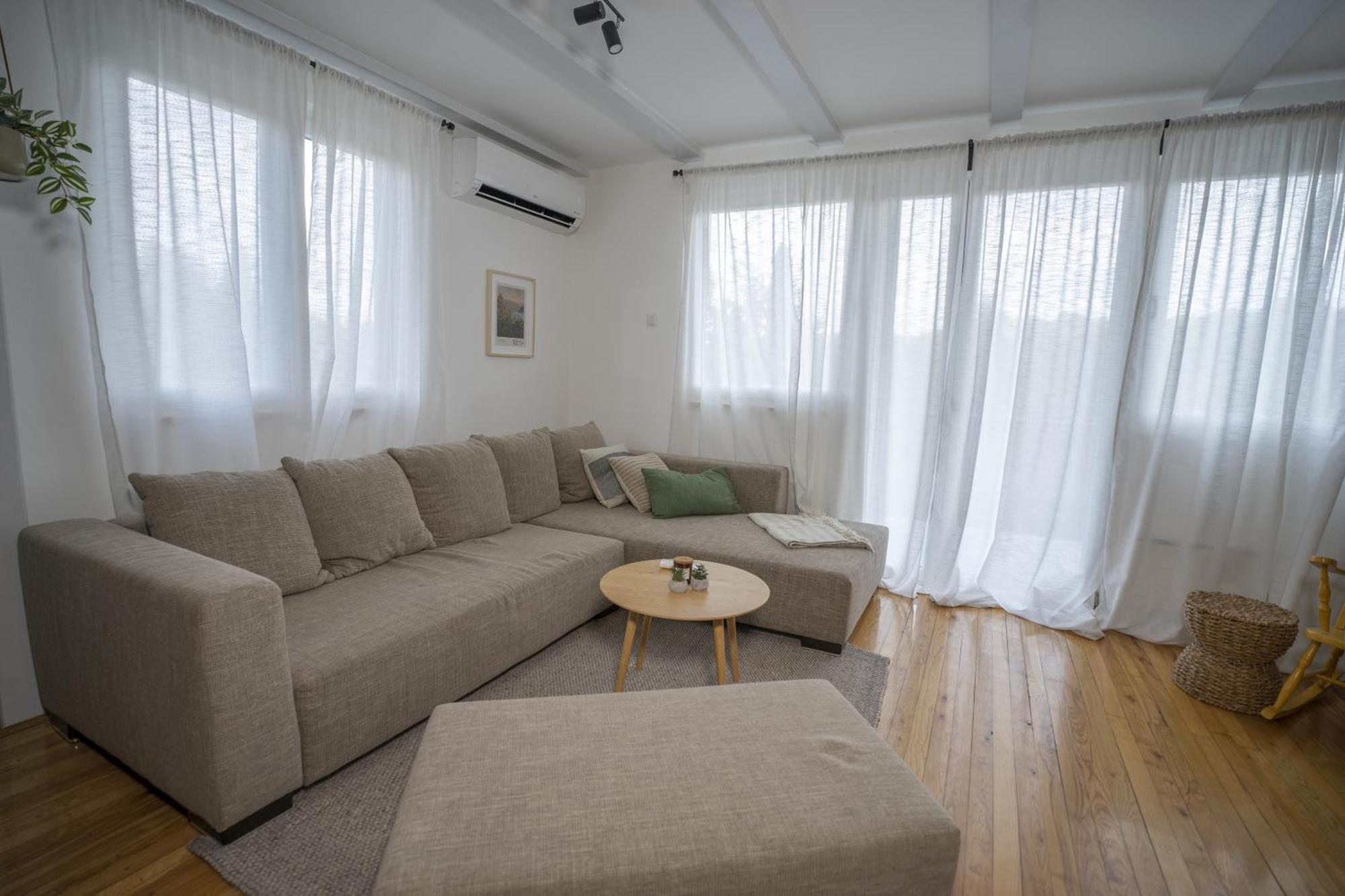 Villa Kuca Za Odmor Casa Huerta Frketic Selo Esterno foto