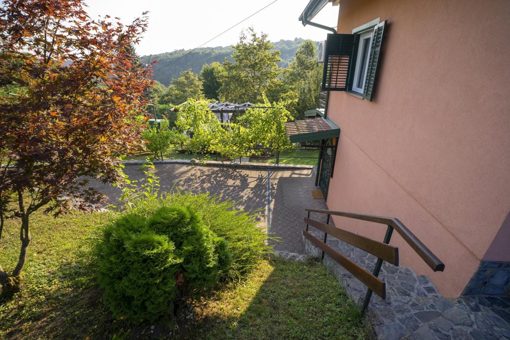 Villa Kuca Za Odmor Casa Huerta Frketic Selo Esterno foto