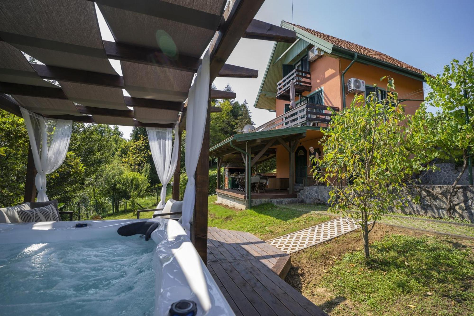 Villa Kuca Za Odmor Casa Huerta Frketic Selo Esterno foto